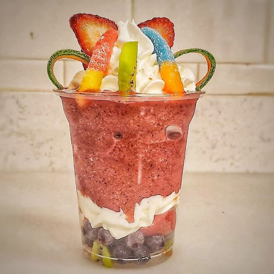 Berry candy cup